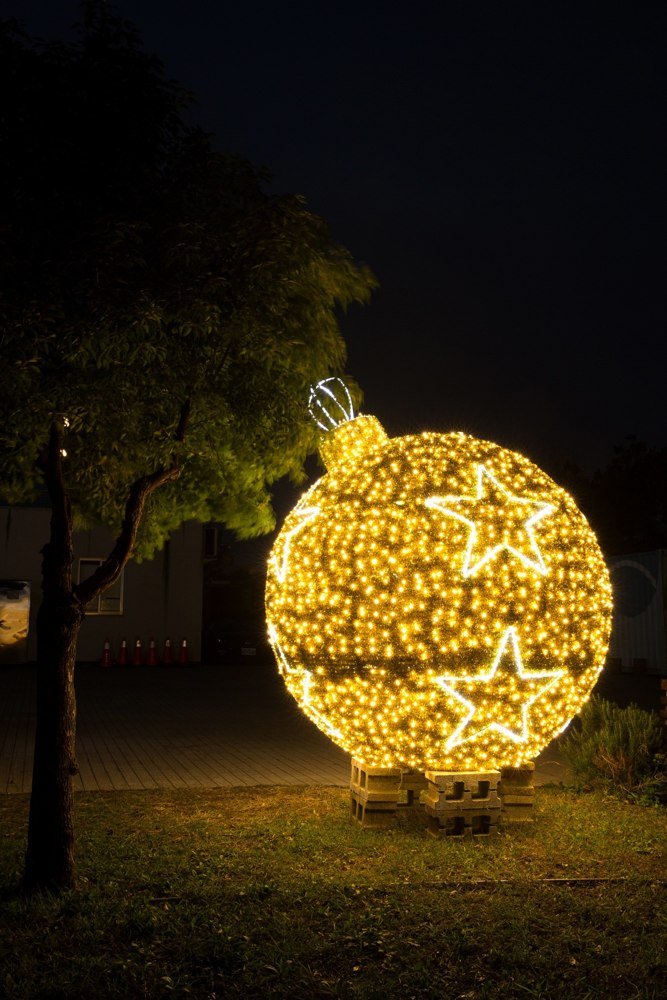 LED Christmas Baubles